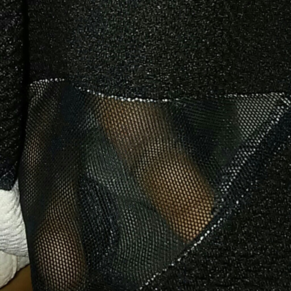 Dress - Picture 6 of 7